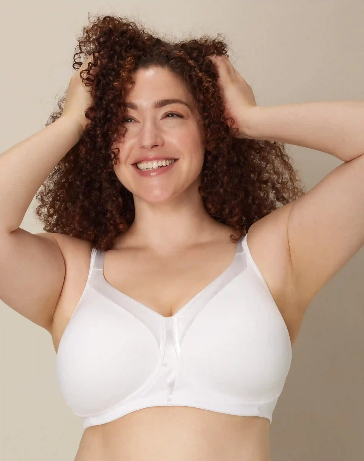 Playtex 18 Hour Silky Soft Smoothing Cool &amp; Breathable Wireless Bra