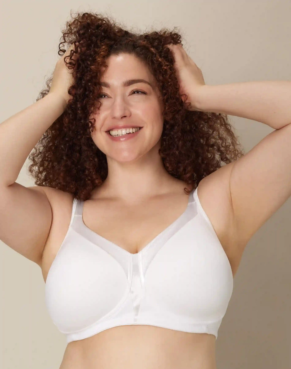 Playtex 18 Hour Silky Soft Smoothing Cool &amp; Breathable Wireless Bra