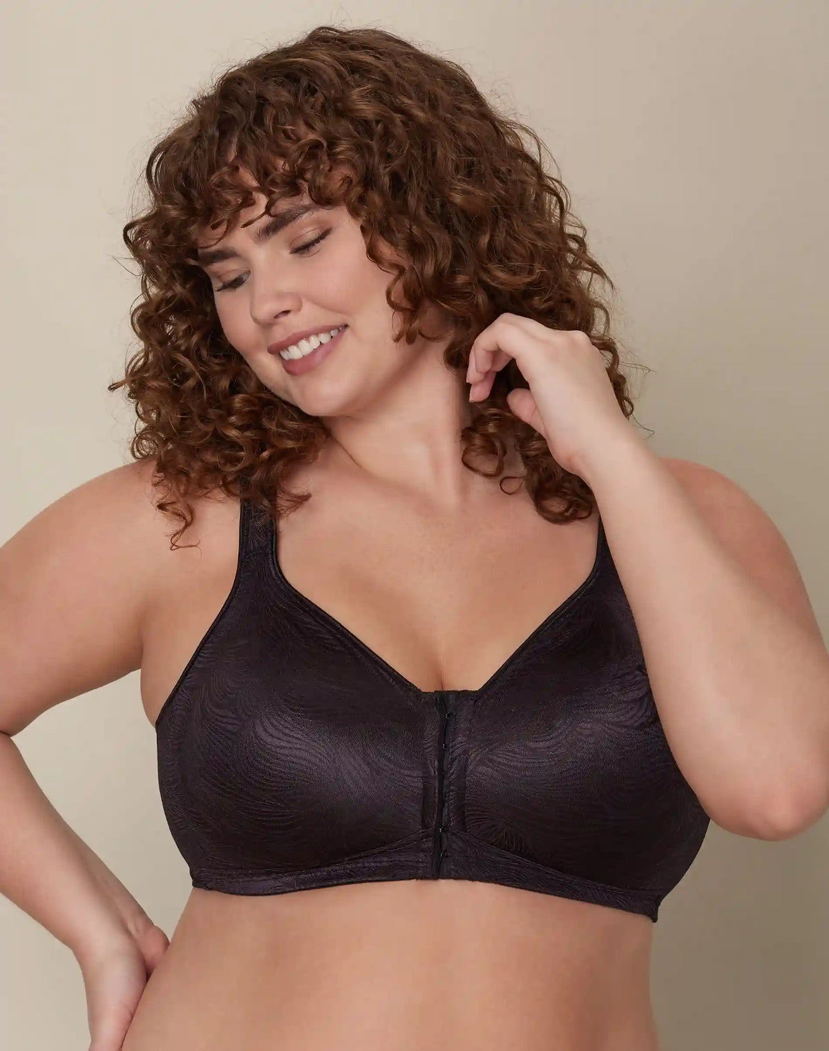 Playtex 18 Hour Front Close Wireless Bra with Back Support